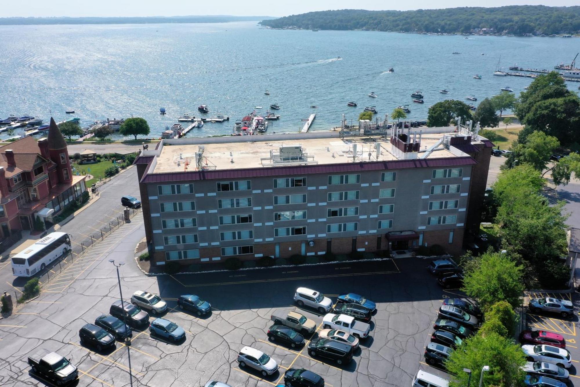 Harbor Shores On Lake Geneva Exteriér fotografie